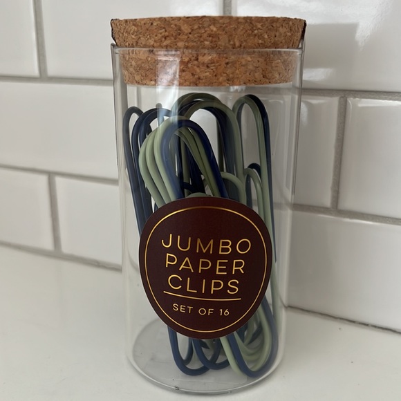 Cute. JUMBO PAPER CLIPS.. - Picture 1 of 10